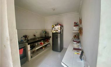 Casa bifamiliar de dos pisos más terraza en venta Barrio Nuevo Palmira