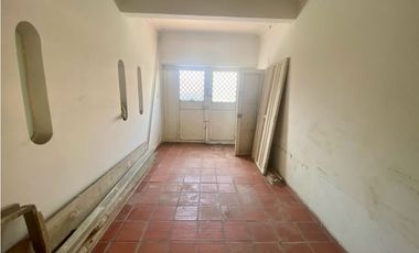 Casa bifamiliar de dos pisos más terraza en venta Barrio Nuevo Palmira