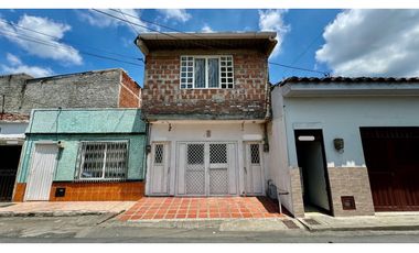 Casa bifamiliar de dos pisos más terraza en venta Barrio Nuevo Palmira