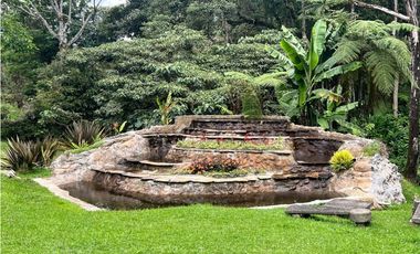 CASA EN PARCELACION EL RETIRO VIA CARABANCHEL