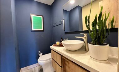 CASA EN PARCELACION EL RETIRO VIA CARABANCHEL