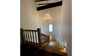 CASA EN PARCELACION EL RETIRO VIA CARABANCHEL