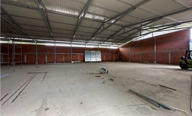 Arriendo Bodega Comercial en Santa Marta