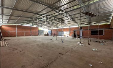 Arriendo Bodega Comercial en Santa Marta