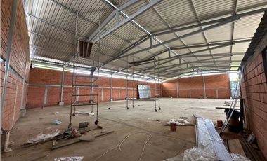 Arriendo Bodega Comercial en Santa Marta