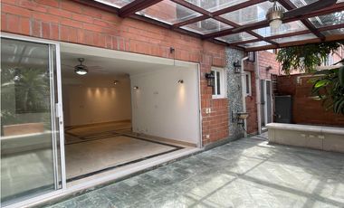 Casa en Arriendo Castropol Medellín