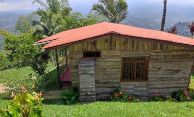 Ecohotel apuerta cerrada para la venta en la bella Pereira!!