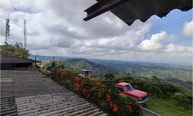 Ecohotel apuerta cerrada para la venta en la bella Pereira!!