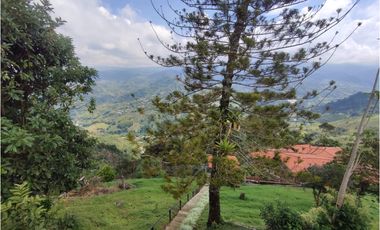 Ecohotel apuerta cerrada para la venta en la bella Pereira!!