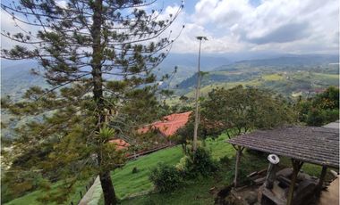 Ecohotel apuerta cerrada para la venta en la bella Pereira!!