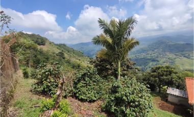 Ecohotel apuerta cerrada para la venta en la bella Pereira!!