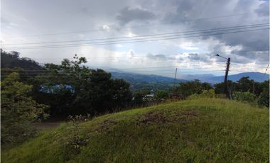 Lote con vista panorámica para la venta en la bella Pereira