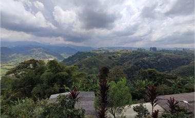 Finca cafetera para la venta en la bella Pereira!!!
