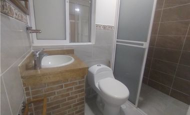 VENTA DE CASA DE 3 PISOS INDEPENDIENTES CIRO VELAZCO - JAMUNDI