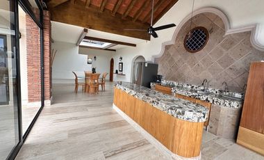 Condominio Las aralias PH 401