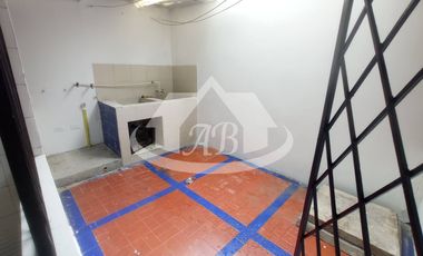 CASA EN VENTA BARRIO URBINA|1754