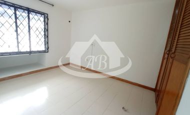 CASA EN VENTA BARRIO URBINA|1754