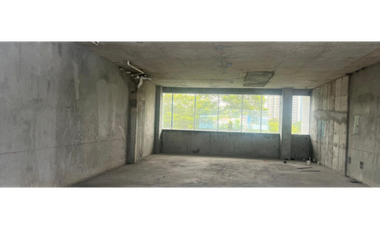 Se Alquila Local en Vía Brasil 164 Mtrs