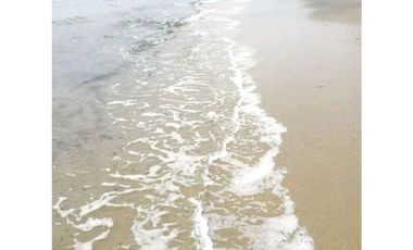 VENTA DE APARTAMENTO EN PLAYA CORONA, FRENTE AL MAR