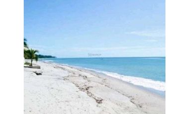 VENTA DE APARTAMENTO EN PLAYA CORONA, FRENTE AL MAR