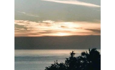 VENTA DE APARTAMENTO EN PLAYA CORONA, FRENTE AL MAR