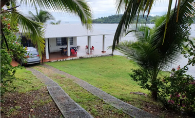 Se vende casa en el  Caribe