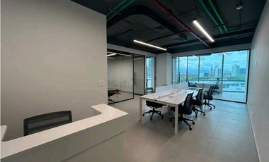 OFICINA EN COSTA DEL ESTE  FINANCIAL PARK AMOBLADA CON DIVISIONES 108M