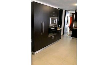 CASA  DUPLEX EN OBARRIO REMODELADA CON PATIO 4REC 4.5B CBE 441M2