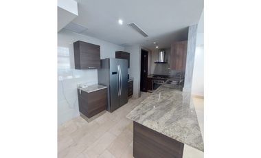 SE ALQUILA MODELO C ESPECIAL AMOBLADO - GRAND TOWER - PUNTA PACIFICA