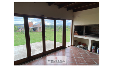 CASA DE TRES AMBIENTES EN SIERRA DE LOS PADRES
