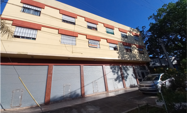 DEPARTAMENTOS 2 Y 3 AMB SOBRE AV. VENEZUELA