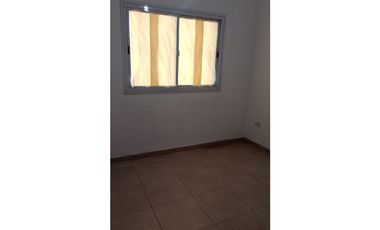 VENTA- CASA TIPO DEPARTAMENTO NUEVA-GUAYMALLEN-MENDOZA