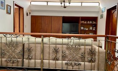 HERMOSA CASA EN VENTA, SECTOR EL CONSTITUCIONAL