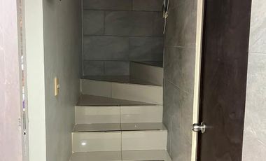 VENTA DE CASA DE 3 HABITACIONES EN VILLAS DEL REY ETAPA REY CARLOS (JP)