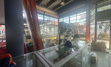 VENTA EDIFICIO COMERCIAL  ESQUINERO SECTOR BAHIA GYE (AGE)