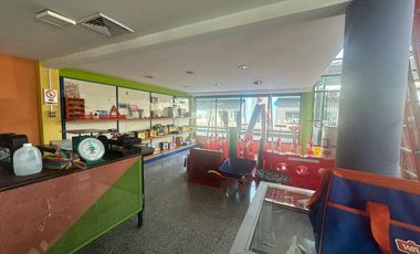 VENTA EDIFICIO COMERCIAL  ESQUINERO SECTOR BAHIA GYE (AGE)