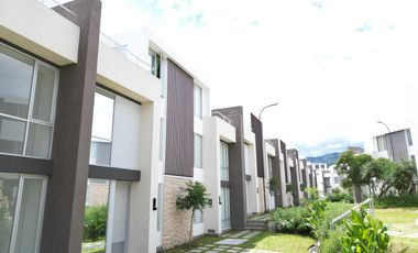 Casas VIP en venta, de 2 y 3 habitaciones dentro de Urbanización