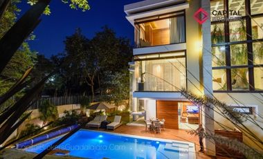 Casa en Venta en Reserva Real Con Alberca Por Zona Andares Terminados de Lujo