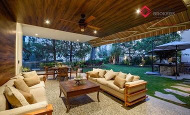 Casa en Venta en Reserva Real Con Alberca Por Zona Andares Terminados de Lujo