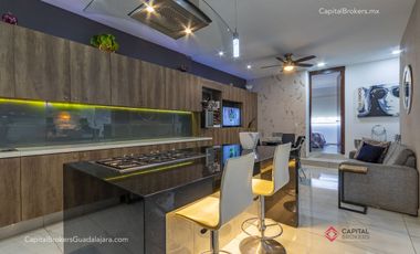 Casa en venta de lujo Fraccionamiento  Colinas Virreyes frente Puerta  las Lomas