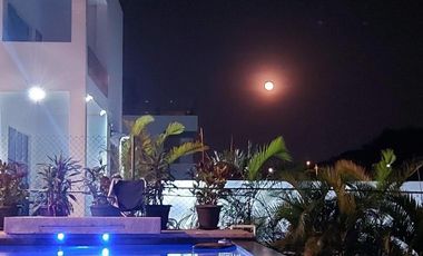 HERMOSA CASA CON PISCINA EN RENTA, SECTOR PLAYAS VILLAMIL