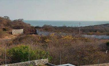 HERMOSA CASA CON PISCINA EN RENTA, SECTOR PLAYAS VILLAMIL