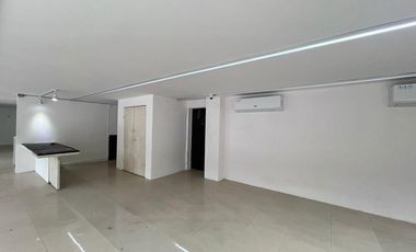 SE ALQUILA LOCAL COMERCIAL CON MEZZANINE CENTRO NORTE (AV)