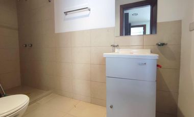 Departamento en renta 4 dorm, con balcón | La Coruña, Quito