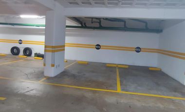 Departamento en renta 4 dorm, con balcón | La Coruña, Quito