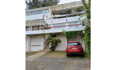 SE VENDE LINDO Y AMPLIO DUPLEX EN MIRAFLORES BAJO, VIÑA DEL MAR