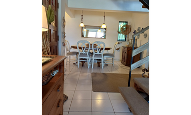 SE VENDE LINDO Y AMPLIO DUPLEX EN MIRAFLORES BAJO, VIÑA DEL MAR