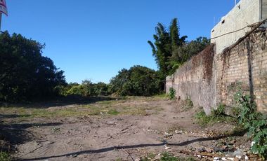 Se renta terreno 1200 m2 en el Aguacate