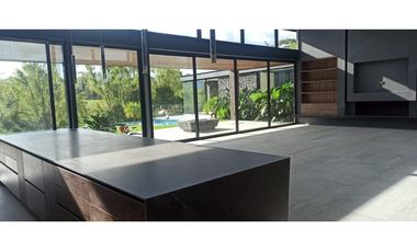 Venta de casa finca en Llanogrande, Rionegro