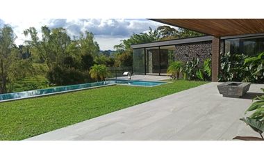 Venta de casa finca en Llanogrande, Rionegro